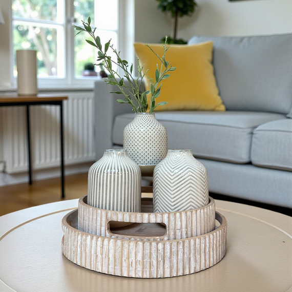 CM113 Ceramic Chevron Vase - White/Natural 4" x 3.5" x 5" PK 4