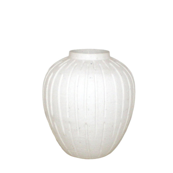CM131 Ceramic Vase 9" x 9" x 10.5"