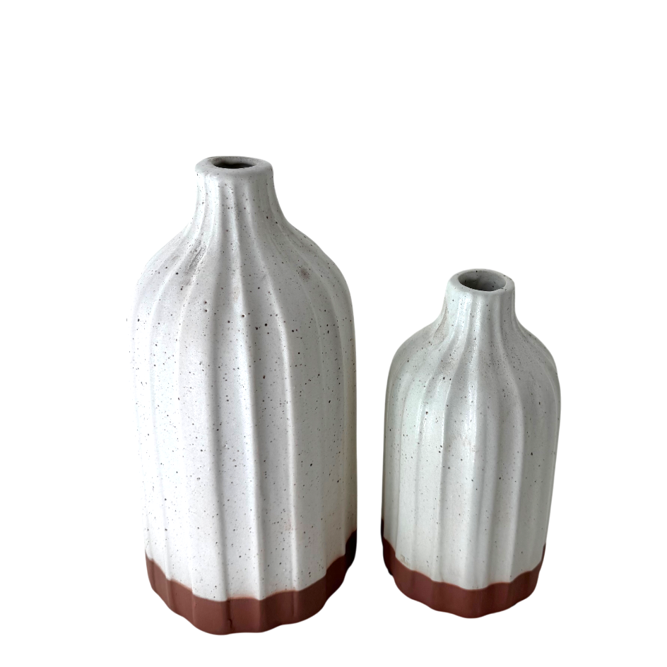 CM3233 Ceramic Vase (Set of 2) - White/Natural 4.5" x 4.5" x 8.75" & 5.5" x 5.5" x 11.75"" PK 2