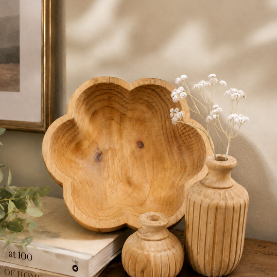 CH109 Wood Vase 3.75" x 3.75" x 4.25" PK 8