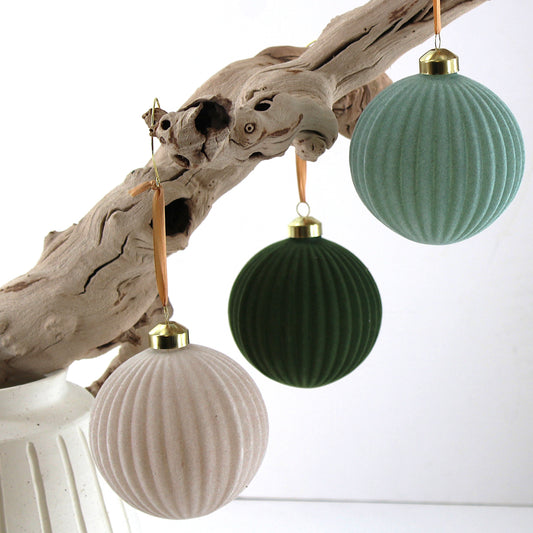 OR158 Glass Ball Ornament GR, BL, CR 4", Set of 3  PK4