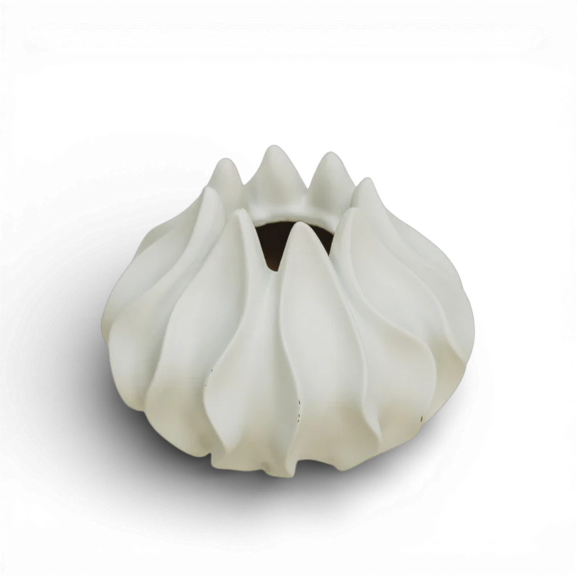 PR103 Polyresin Vase- White 7.5" x 7.5" x 6" PK 2