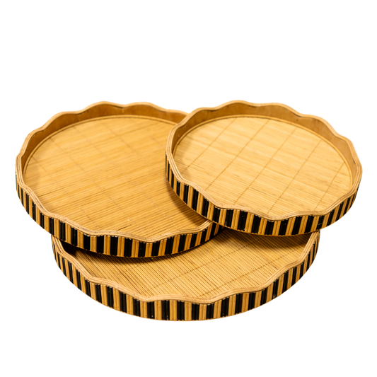 T118 Scalloped Round Wood Tray (Set of 3) 12" x 12" x 1.25", 14" x 14" x 1.25", 16" x 16" x 1.25"PK 1