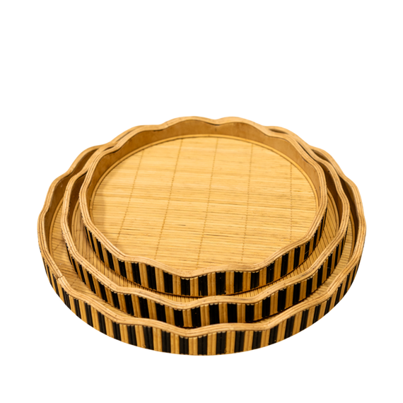 T118 Scalloped Round Wood Tray (Set of 3) 12" x 12" x 1.25", 14" x 14" x 1.25", 16" x 16" x 1.25"PK 1