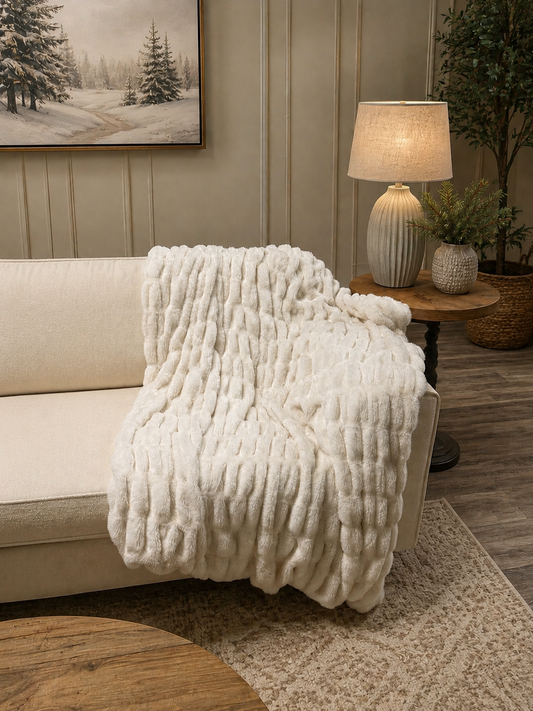 THR100 Soft Cozy White Throw 50" x 60" PK2