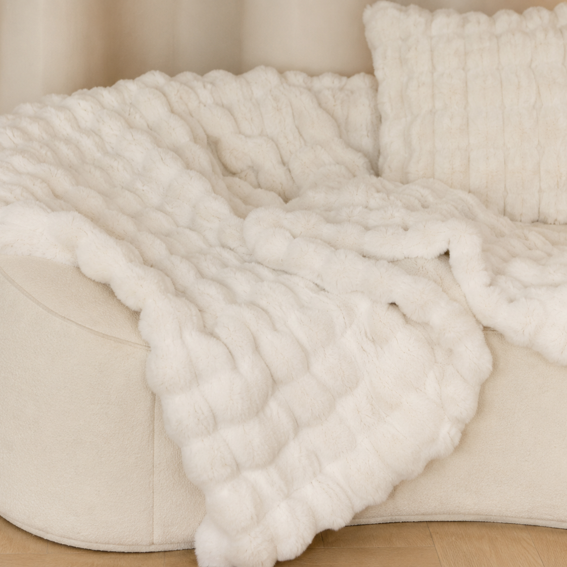 PIL101 Soft Cozy White Pillow 20" X 20" PK2
